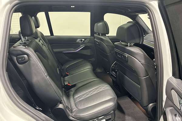 2022 BMW X7 M50i G07