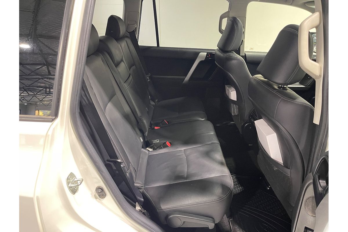 2017 Toyota Landcruiser Prado Altitude GDJ150R