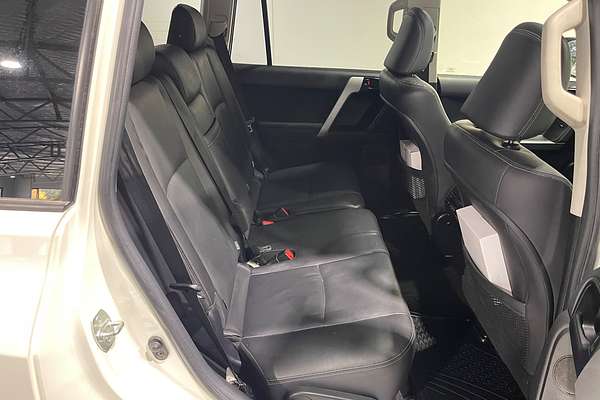 2017 Toyota Landcruiser Prado Altitude GDJ150R
