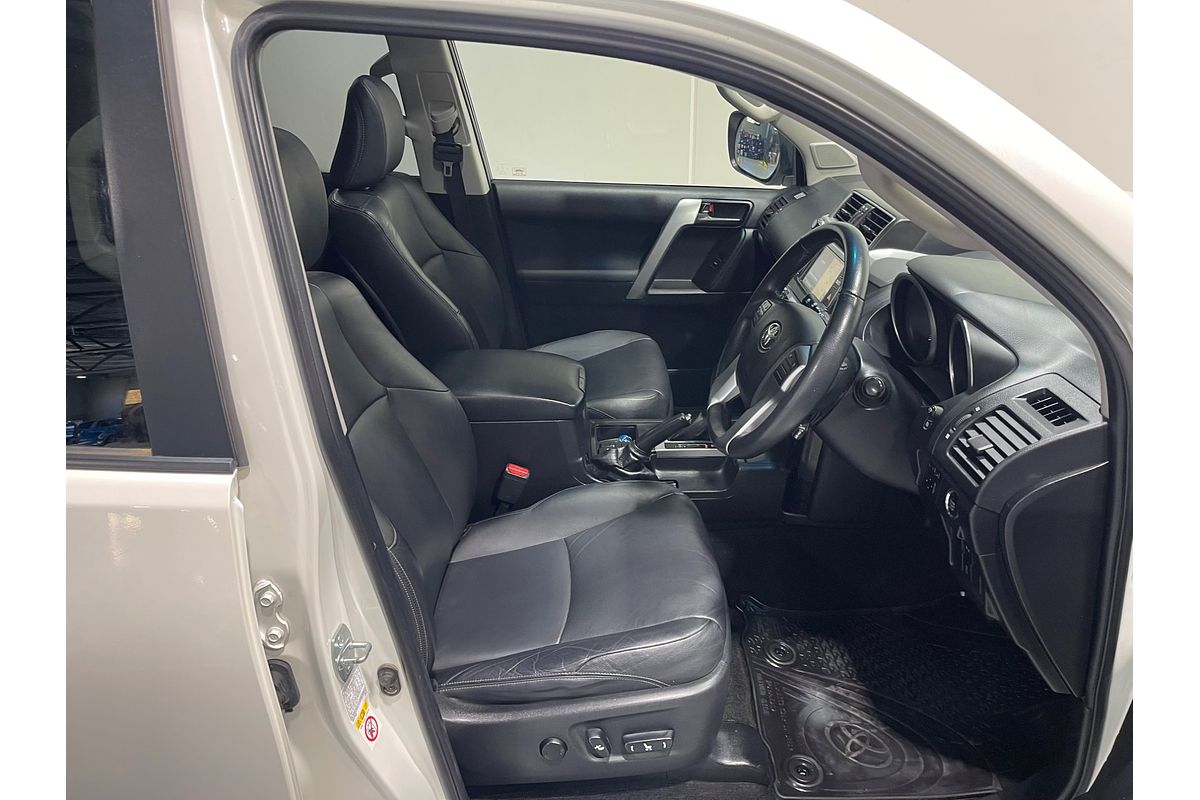 2017 Toyota Landcruiser Prado Altitude GDJ150R