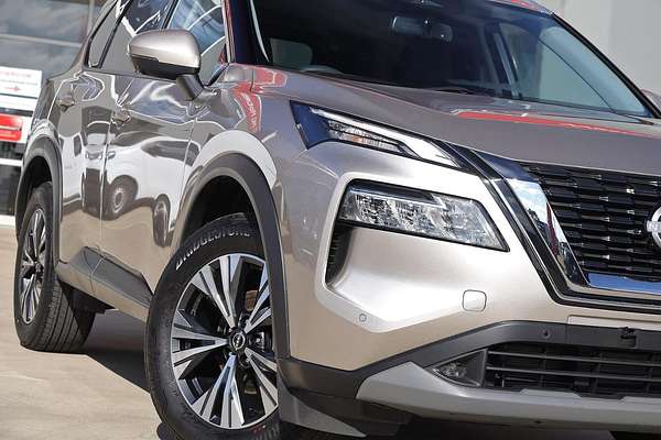 2024 Nissan X-TRAIL ST-L T33