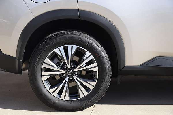 2024 Nissan X-TRAIL ST-L T33