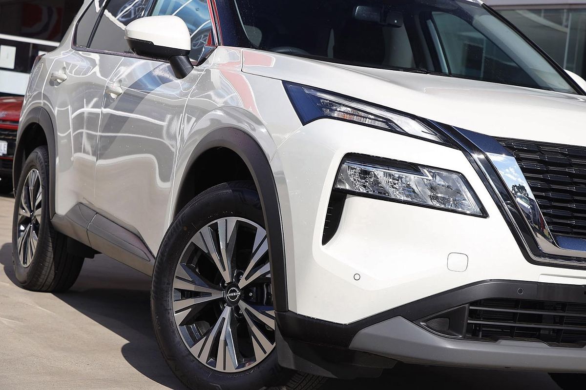 2025 Nissan X-TRAIL ST-L T33