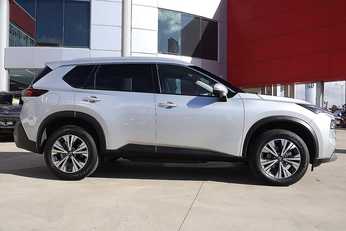 2024 Nissan X-TRAIL ST-L T33