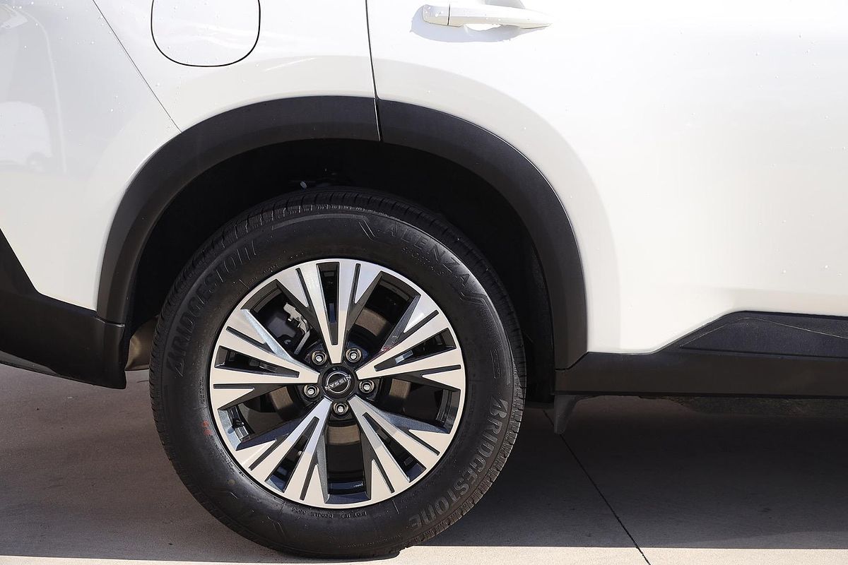 2025 Nissan X-TRAIL ST-L T33