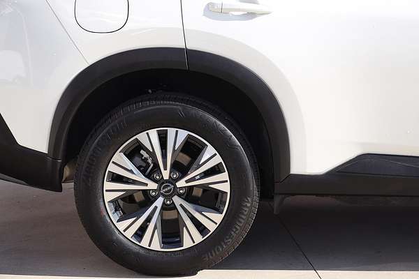 2025 Nissan X-TRAIL ST-L T33