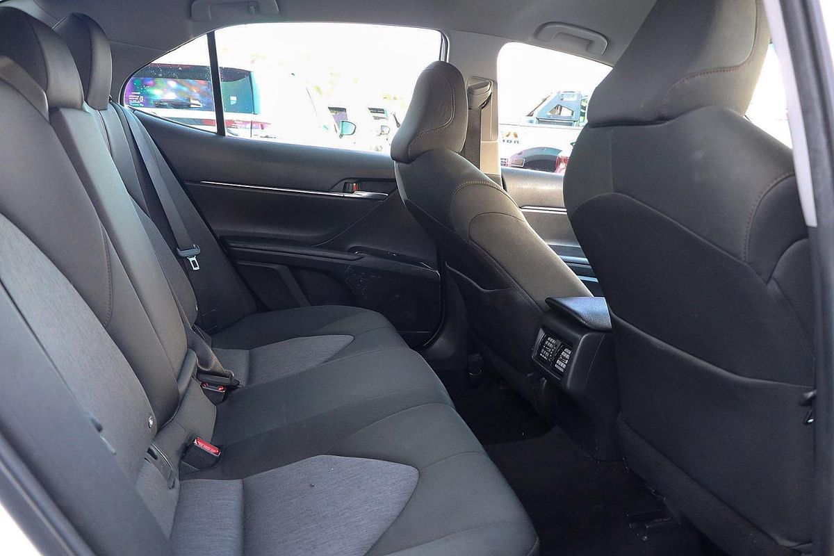 2018 Toyota Camry Ascent ASV70R