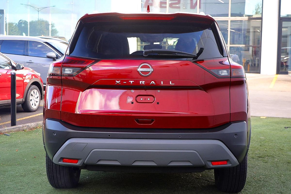2024 Nissan X-TRAIL ST-L T33