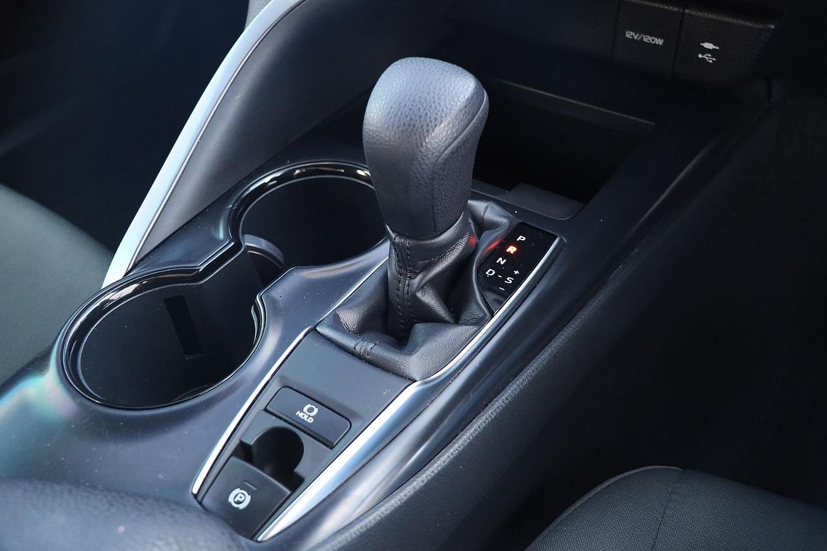 2018 Toyota Camry Ascent ASV70R