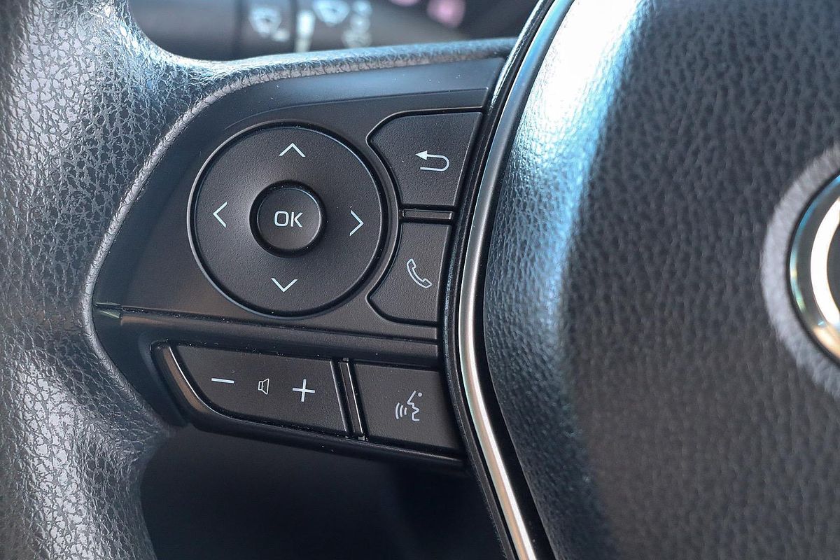 2018 Toyota Camry Ascent ASV70R