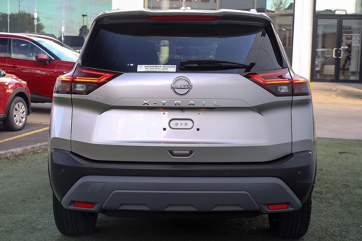 2024 Nissan X-TRAIL ST-L T33