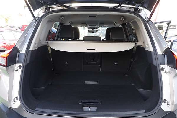 2024 Nissan X-TRAIL ST-L T33