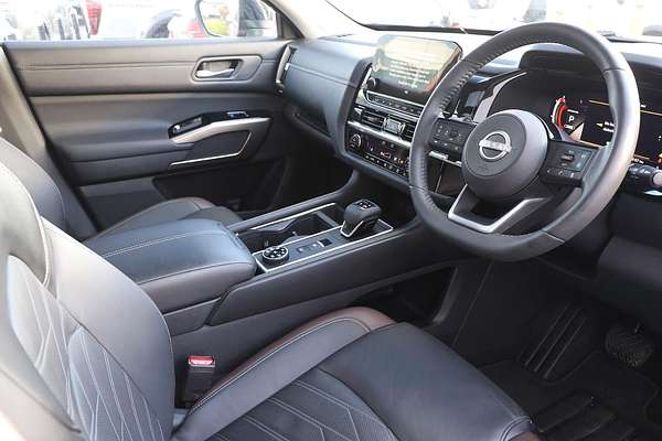 2024 Nissan Pathfinder Ti-L R53