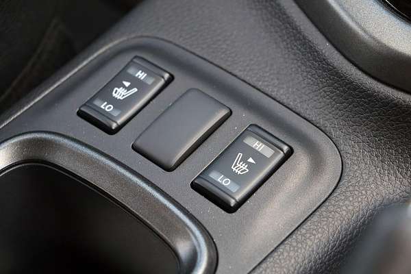 2024 Nissan Navara PRO-4X Warrior D23 4X4