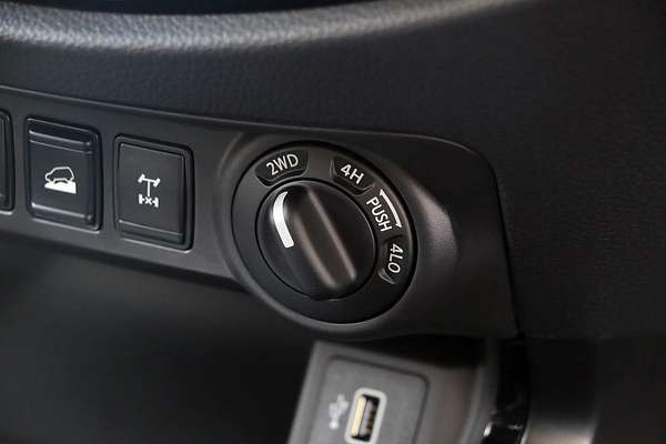 2024 Nissan Navara PRO-4X Warrior D23 4X4