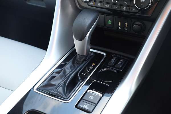 2023 Mitsubishi Eclipse Cross Exceed YB
