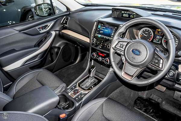 2024 Subaru Forester 2.5i Premium S5