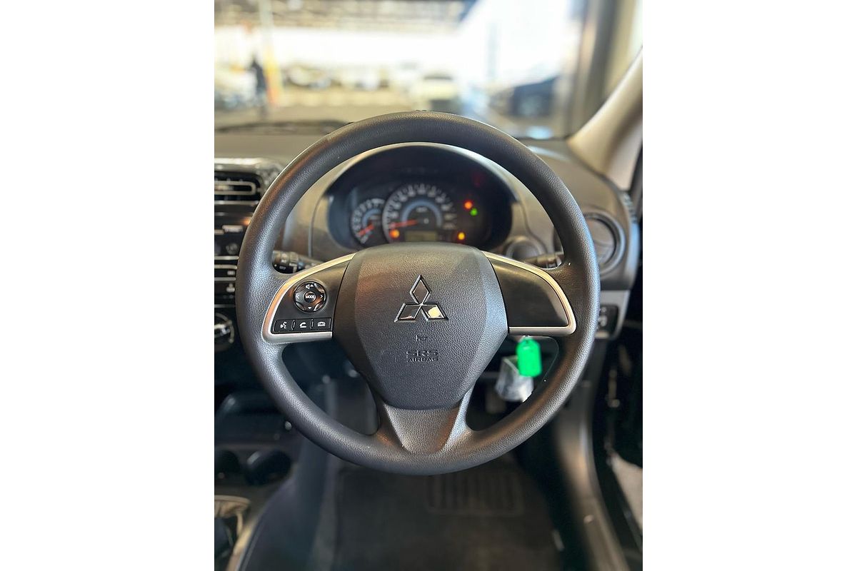 2018 Mitsubishi Mirage ES LA