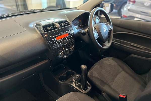 2018 Mitsubishi Mirage ES LA