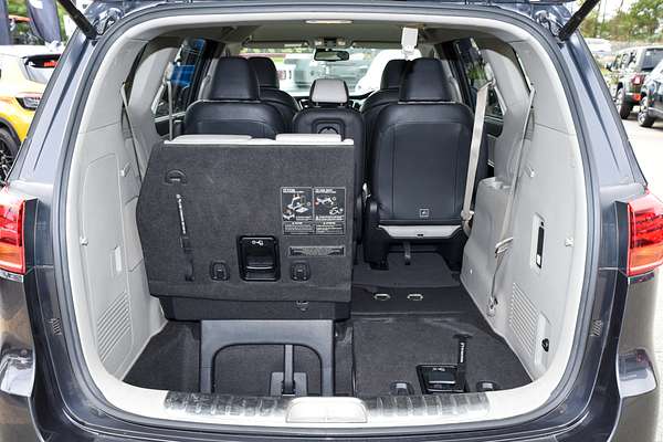 2018 Kia Carnival Platinum YP