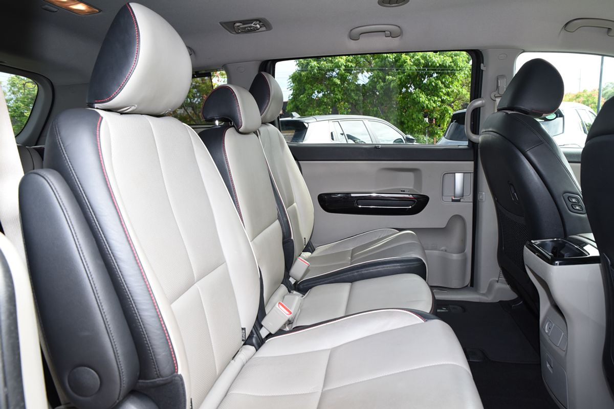 2018 Kia Carnival Platinum YP