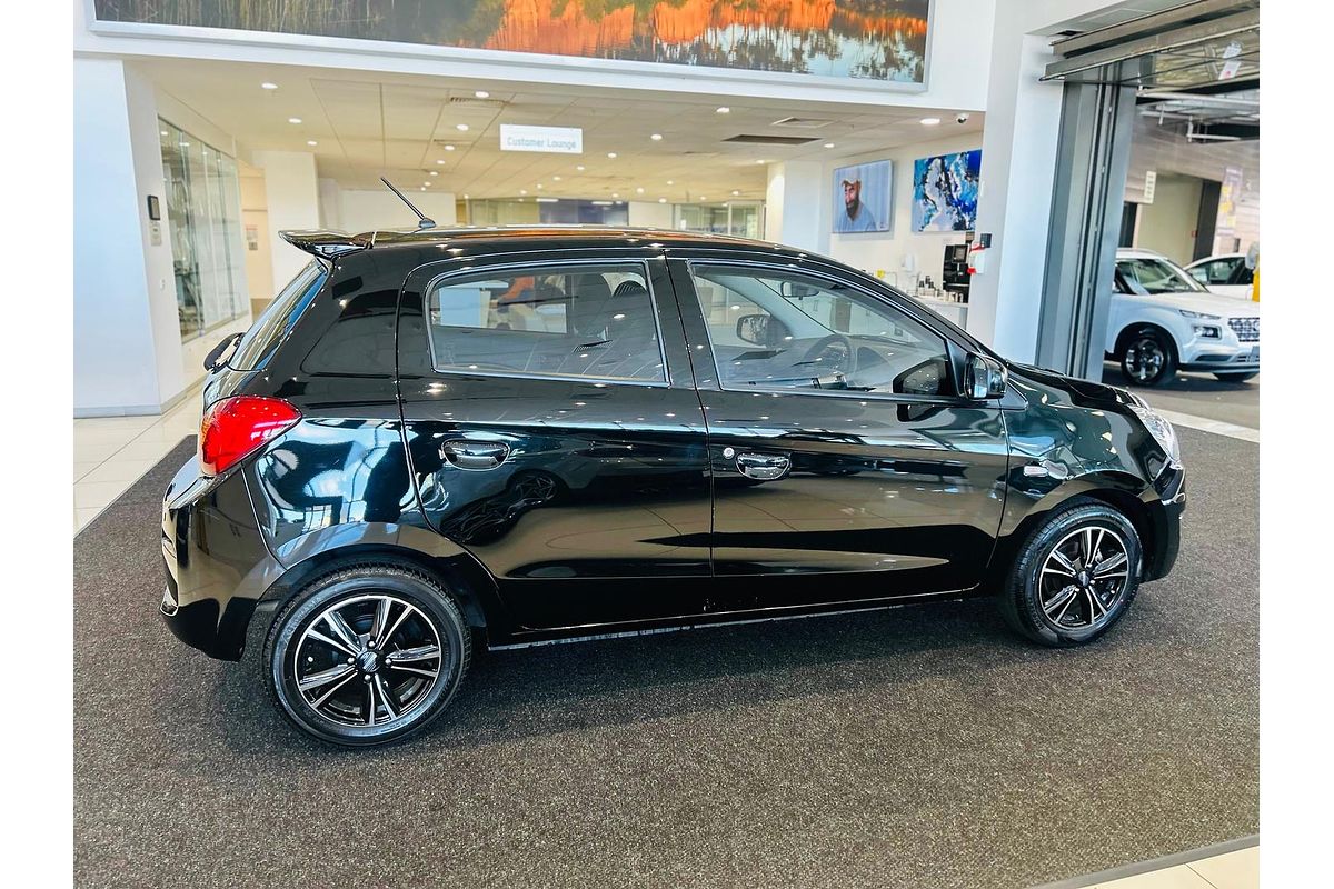 2018 Mitsubishi Mirage ES LA