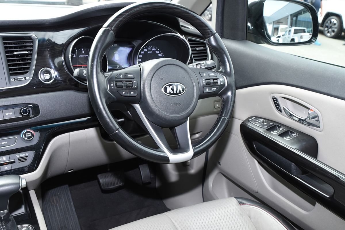 2018 Kia Carnival Platinum YP
