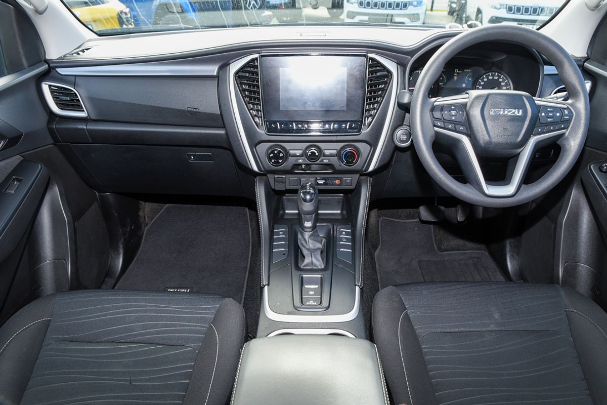2021 Isuzu MU-X LS-M