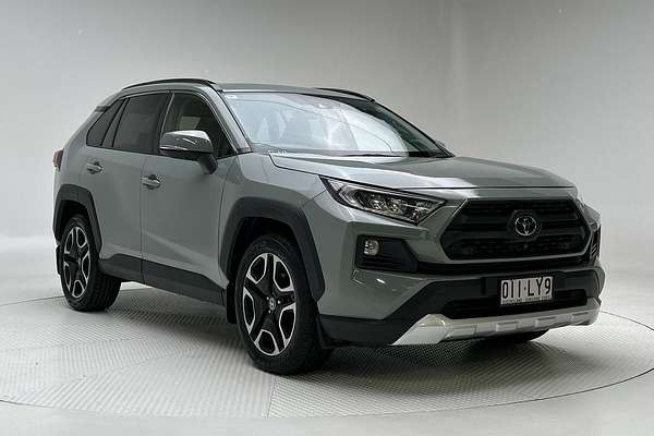2020 Toyota RAV4 Edge AXAA54R