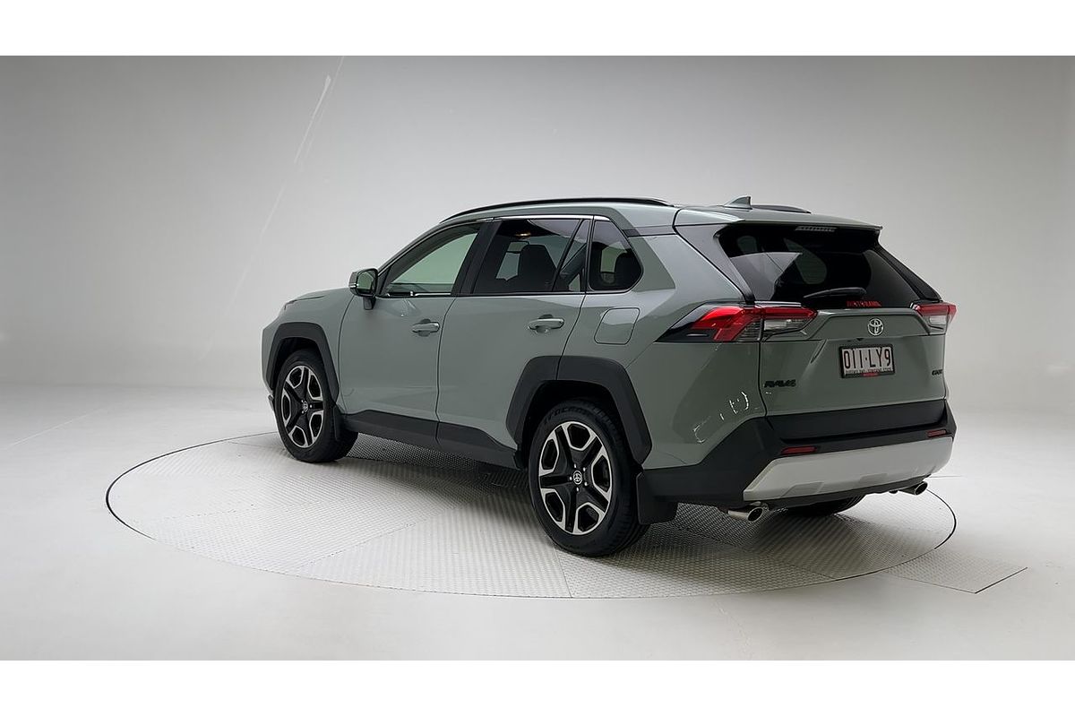 2020 Toyota RAV4 Edge AXAA54R