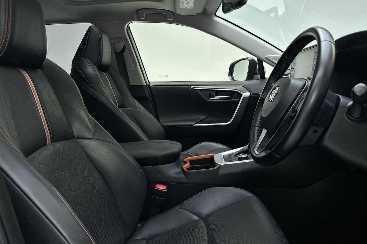 2020 Toyota RAV4 Edge AXAA54R