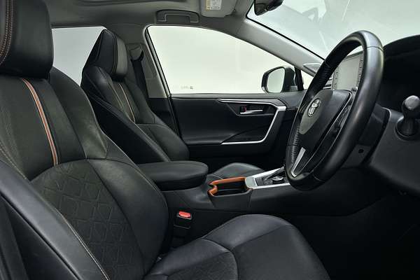 2020 Toyota RAV4 Edge AXAA54R
