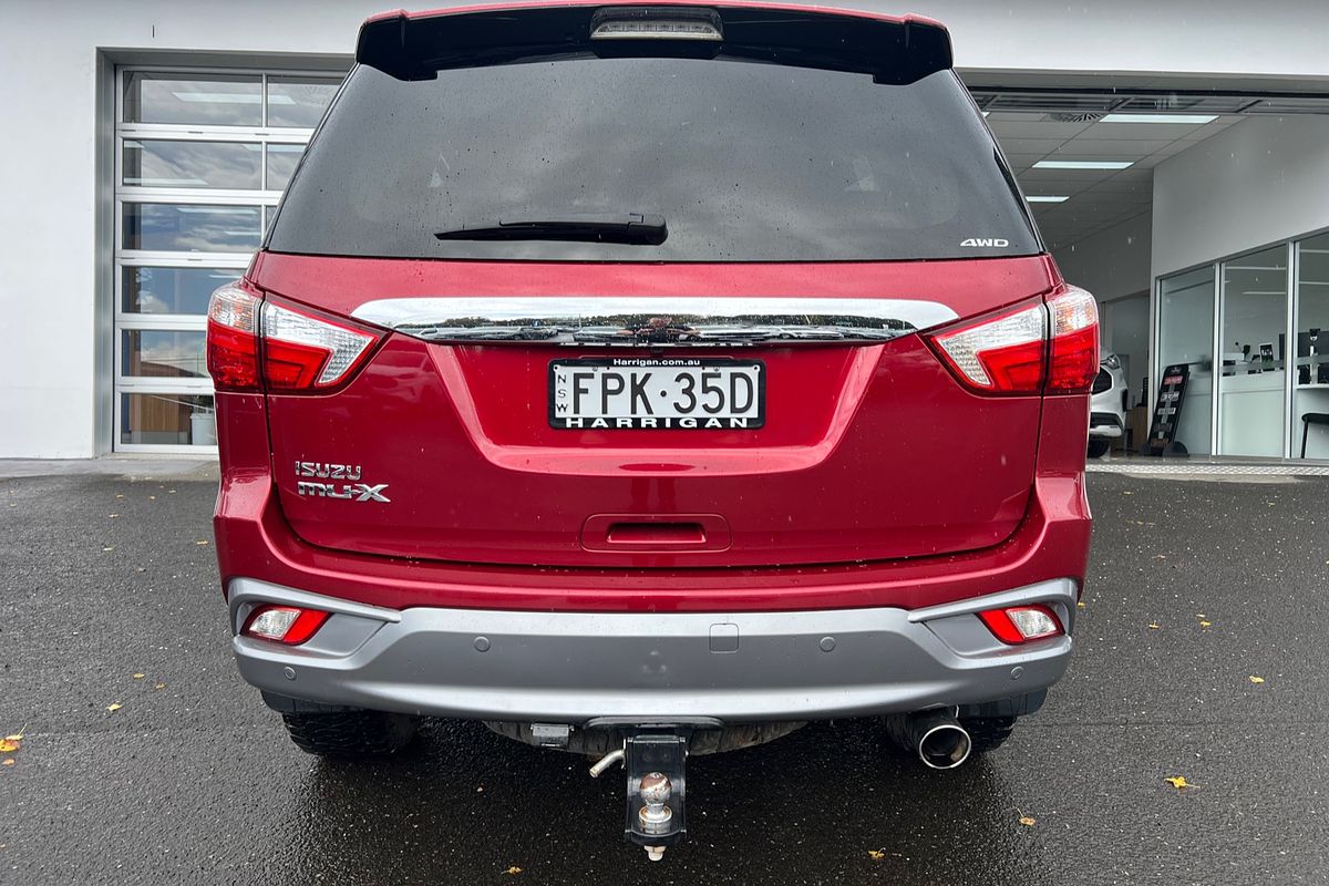 2021 Isuzu MU-X LS-T
