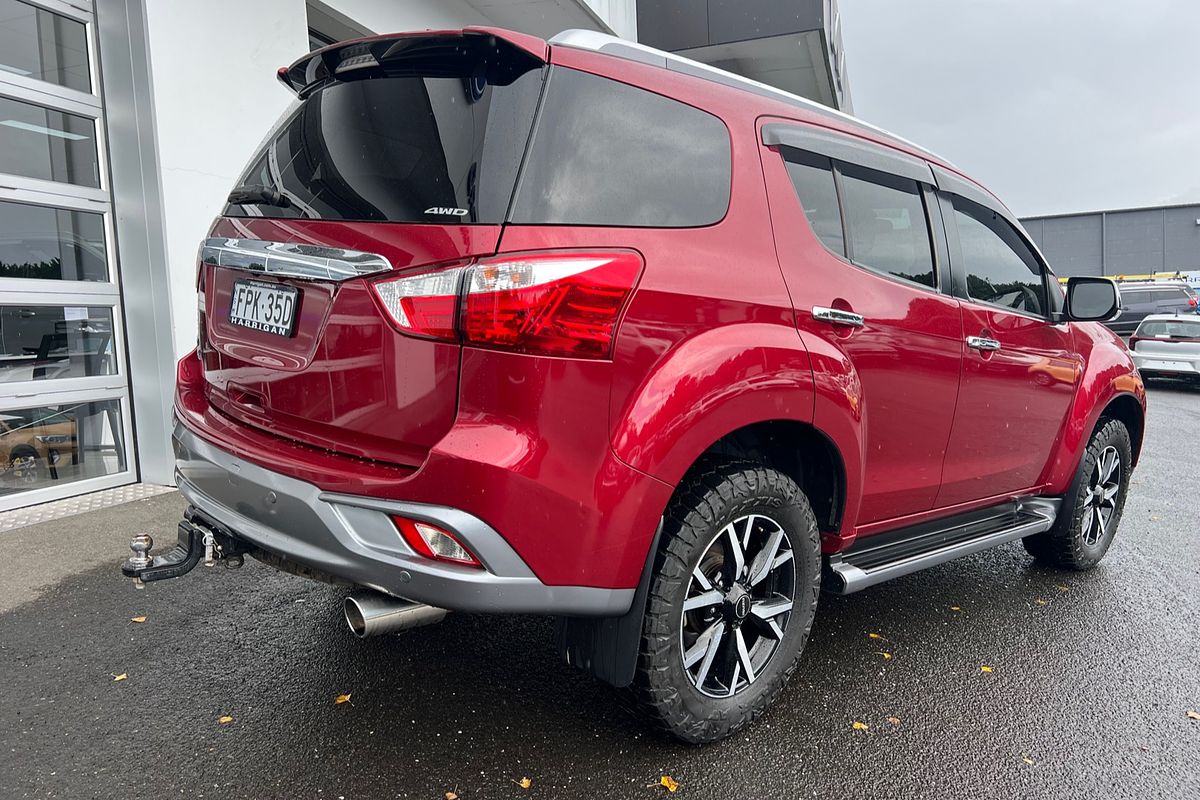 2021 Isuzu MU-X LS-T