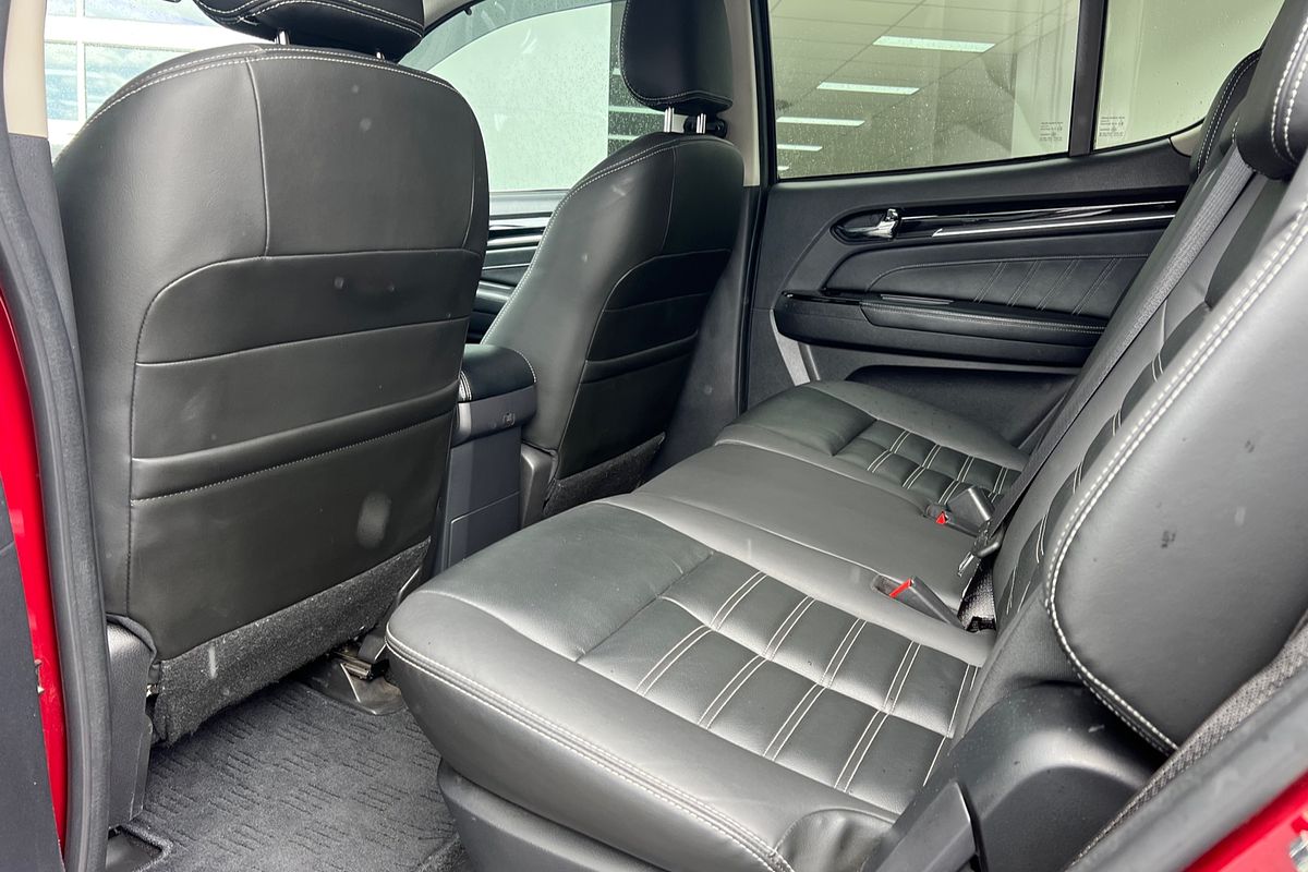 2021 Isuzu MU-X LS-T