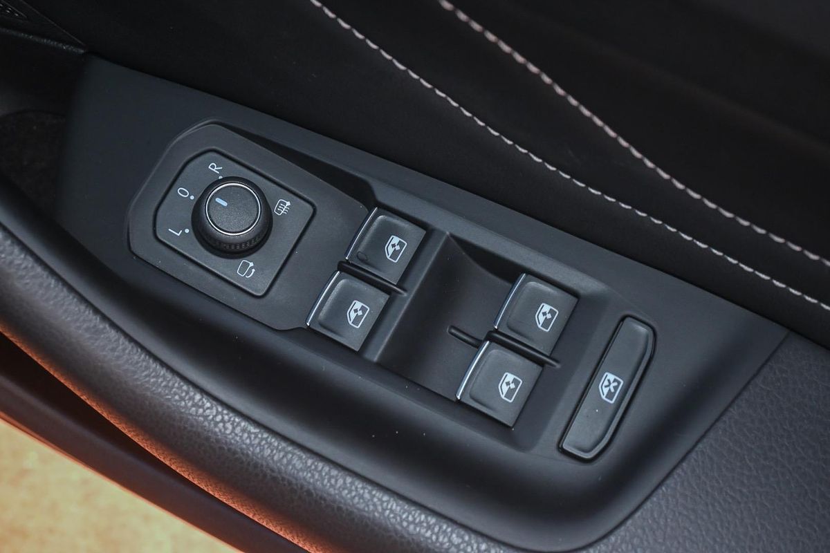2022 Volkswagen Arteon 206TSI R-Line 3H