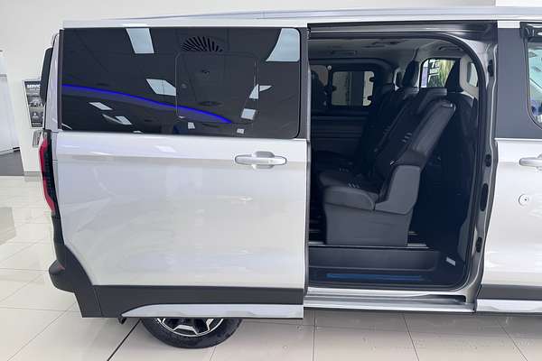 2024 Ford Tourneo Active AV SWB