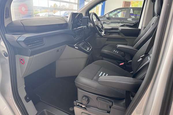 2024 Ford Tourneo Active AV SWB