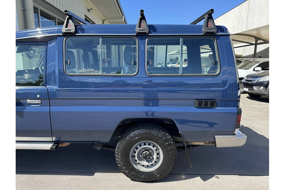 2022 Toyota Landcruiser GXL VDJ78R