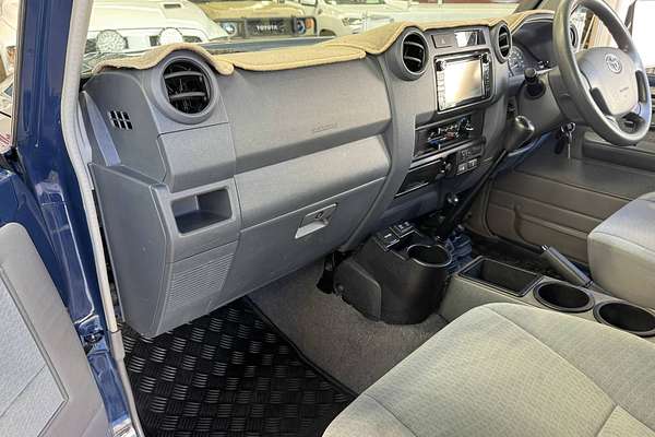 2022 Toyota Landcruiser GXL VDJ78R