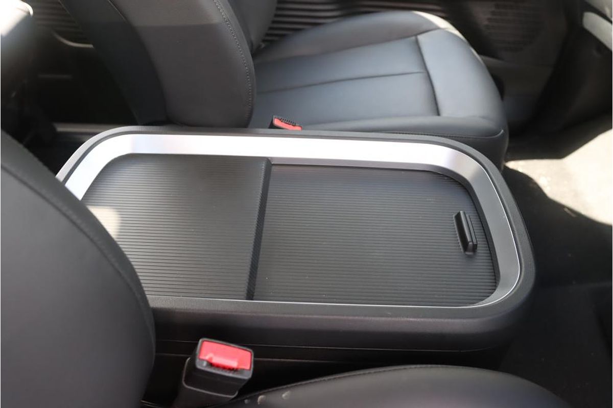 2024 Hyundai STARIA Highlander US4.V3