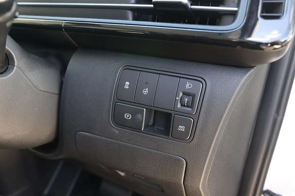 2024 Hyundai STARIA Highlander US4.V3