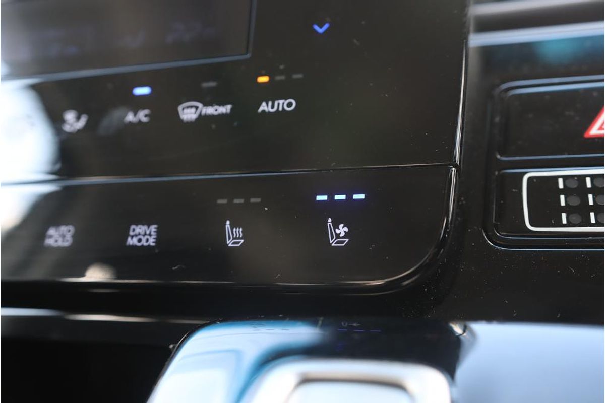 2024 Hyundai STARIA Highlander US4.V3