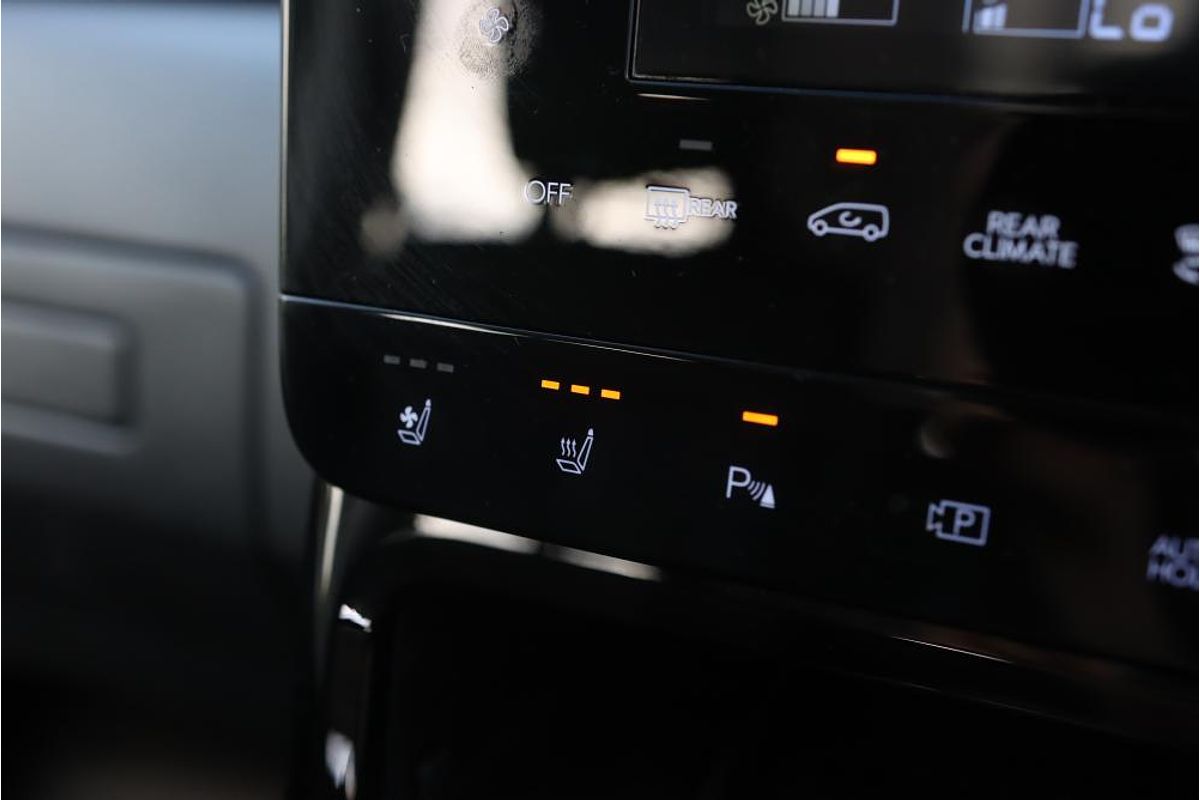 2024 Hyundai STARIA Highlander US4.V3