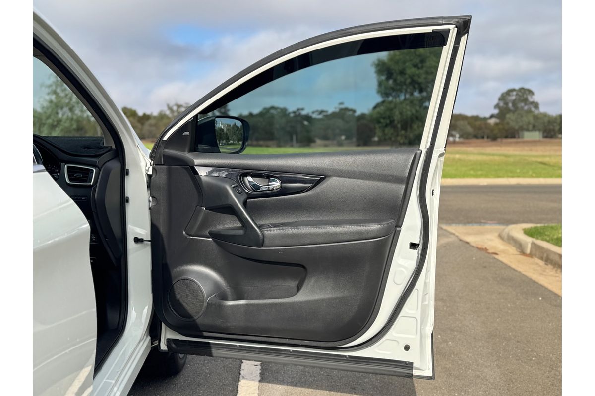 2014 Nissan QASHQAI Ti J11