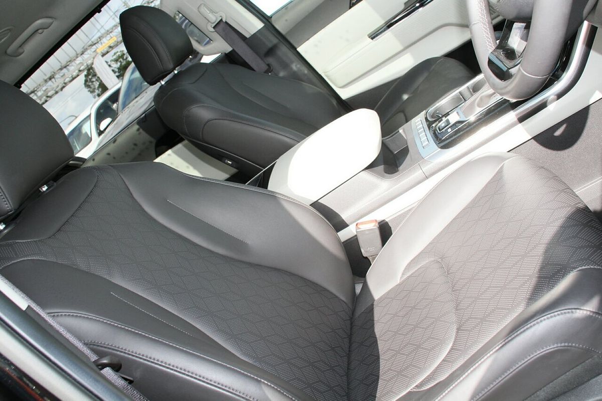2023 Kia Carnival Special Edition KA4