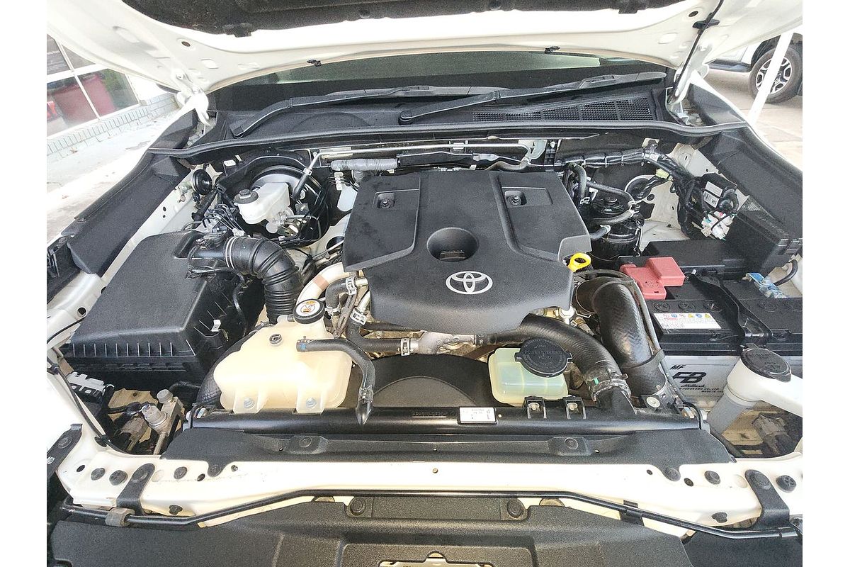 2020 Toyota Hilux Rogue GUN126R 4X4