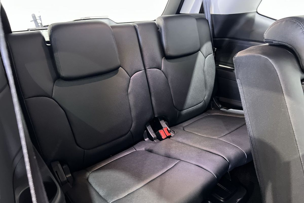 2025 Ford Everest Sport