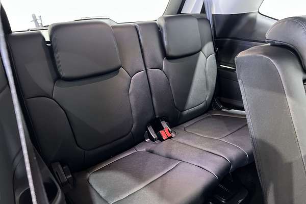 2025 Ford Everest Sport