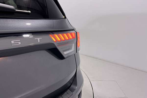 2025 Ford Everest Sport